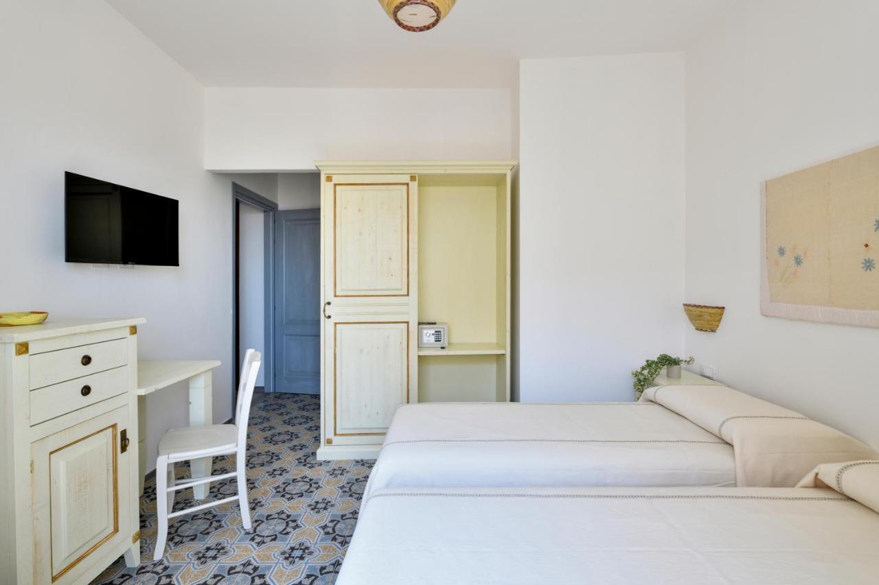 Fund'E Monte Hotel Baunei Ngoại thất bức ảnh